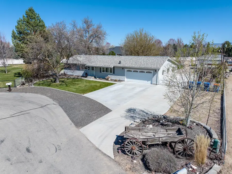 4230 N Patriot Cir, Meridian, ID 83646 - #2