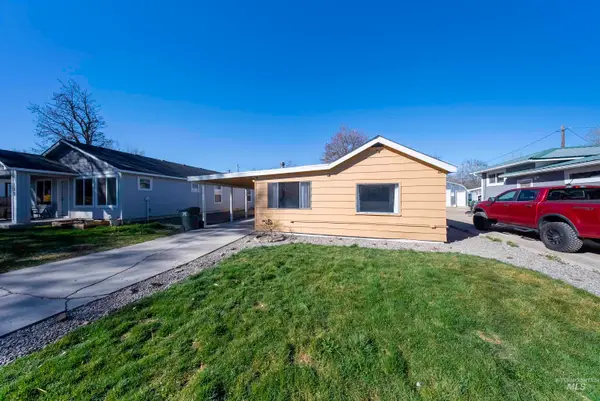 108 SW Park Ave., New Plymouth, ID 83655