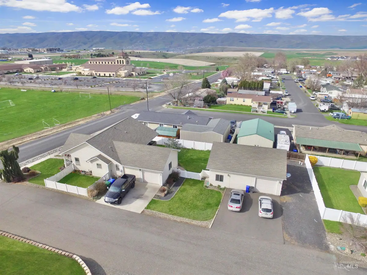 3401 14th Street, Lewiston, ID 83501 - #1