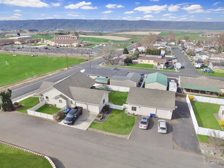 3401 14th St, Lewiston, ID 83501 - #2