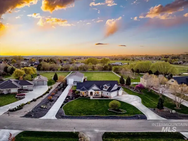 23553 New Castle Ct, Middleton, ID 83644