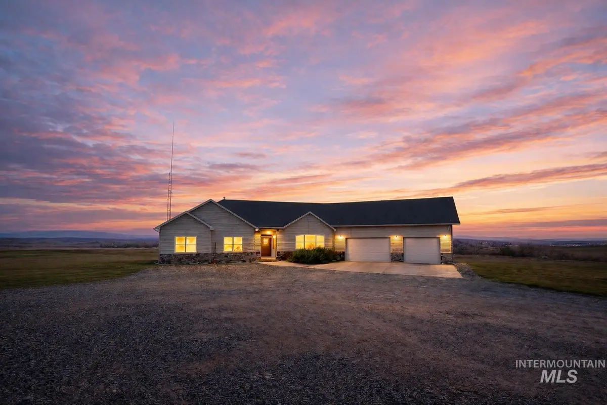 2048 6th Ave. West, Vale, OR 97918 - #1