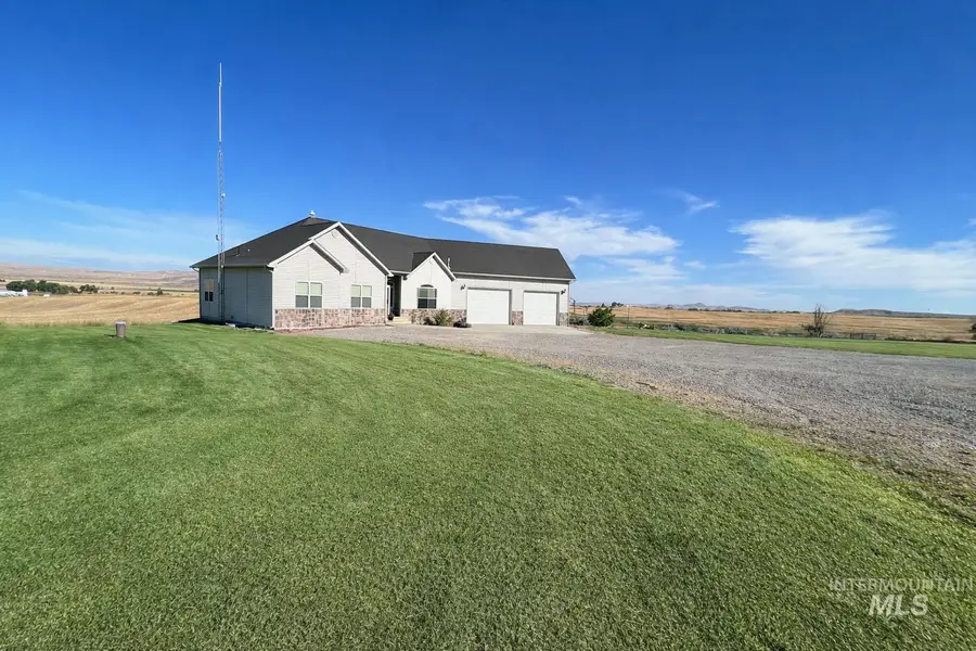 2048 6th Ave. West, Vale, OR 97918 - #2