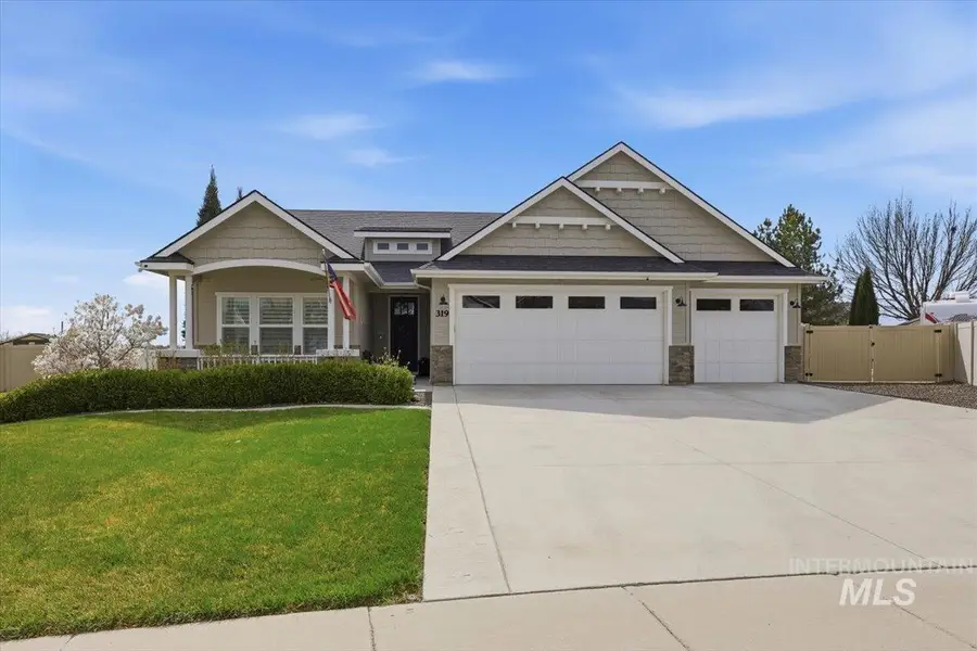 319 Sunderland St, Caldwell, ID 83605 - #2