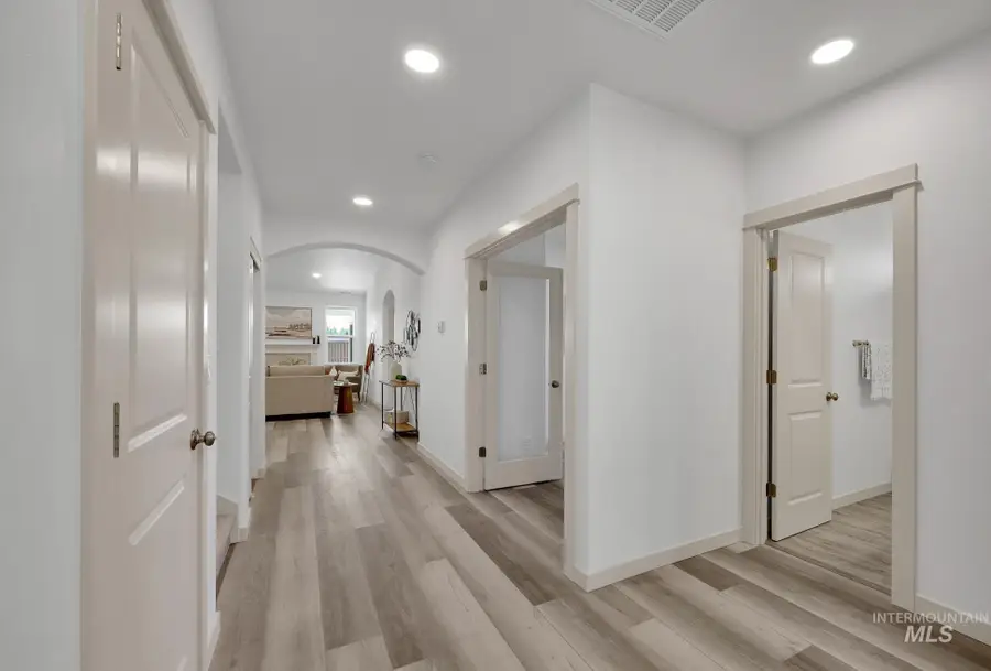 19194 Anders Ave #6/8, Caldwell, ID 83605 - #2