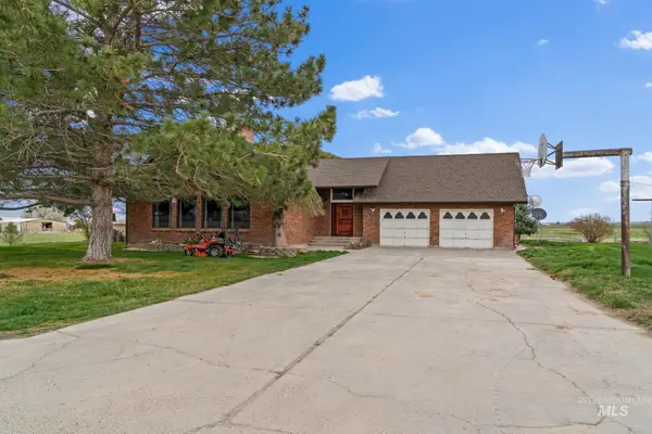 3154 N 4750 E, Murtaugh, ID 83344