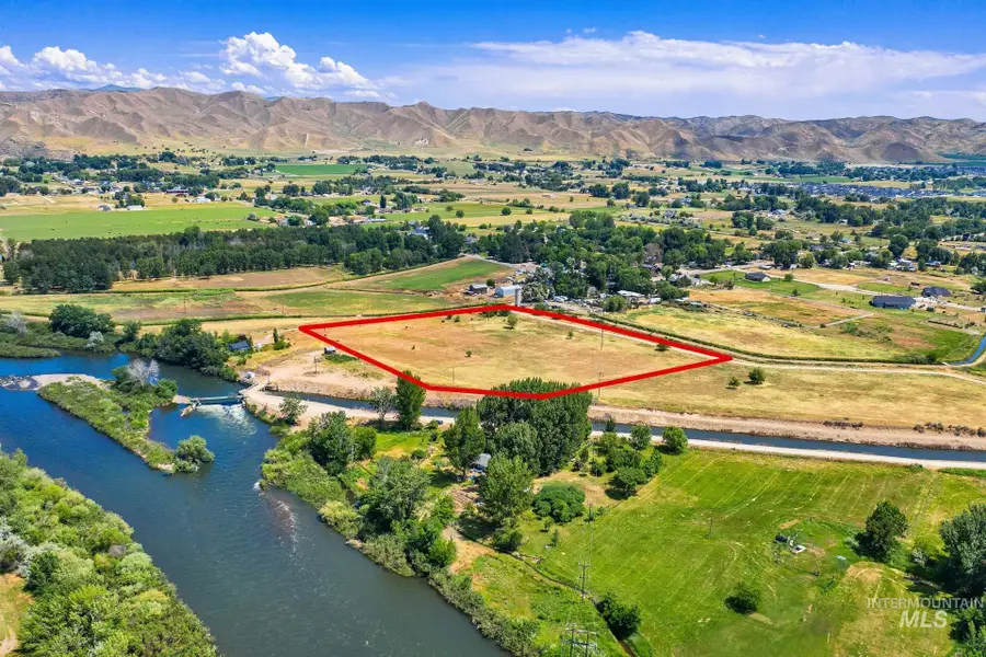1870 Meyer Ln, Emmett, ID 83617 - #3