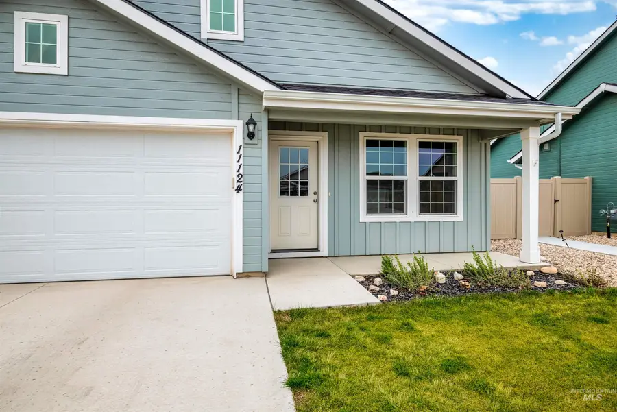 11124 Maroon Bells Dr, Caldwell, ID 83605 - #2