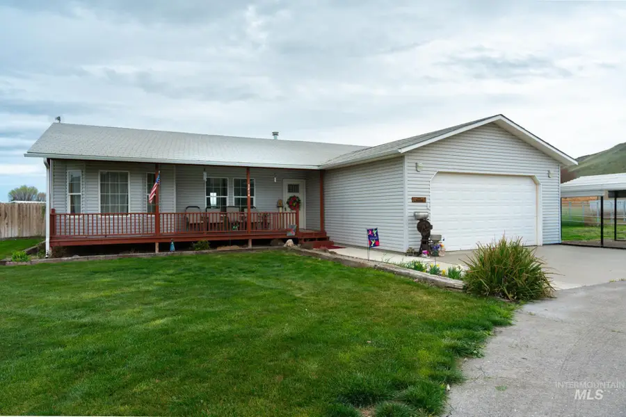 3814 Louise St., Vale, OR 97918 - #2