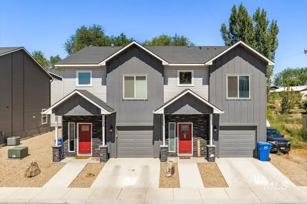 705-707 E Bates Ave, Parma, ID 83660