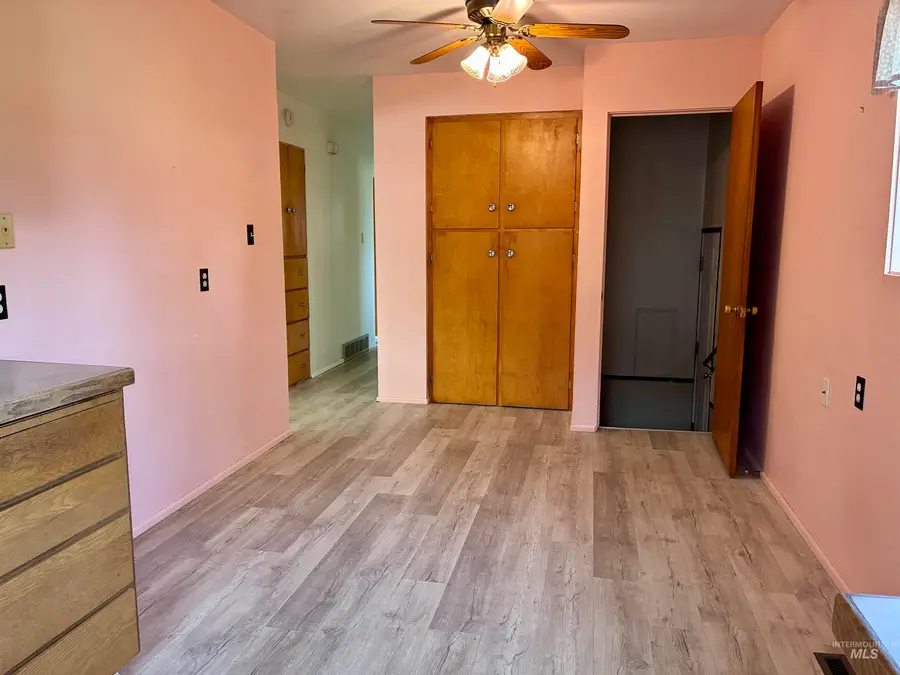 570 Madison St, Twin Falls, ID 83301 - #3