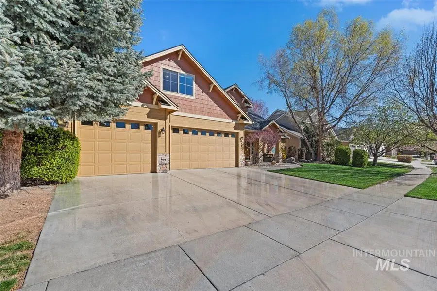 928 W Barrymore, Meridian, ID 83646 - #2