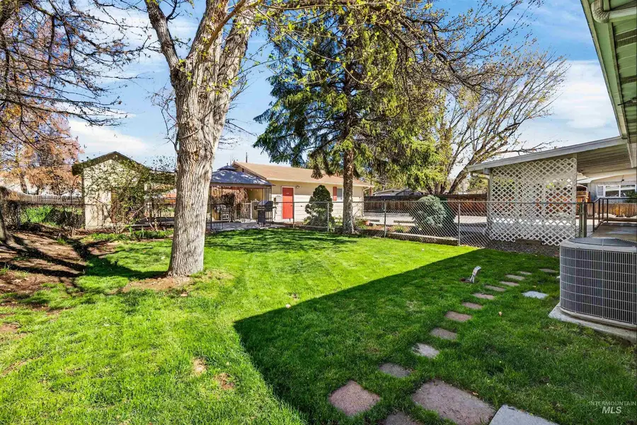 908 W Linden St, Boise, ID 83706 - #2