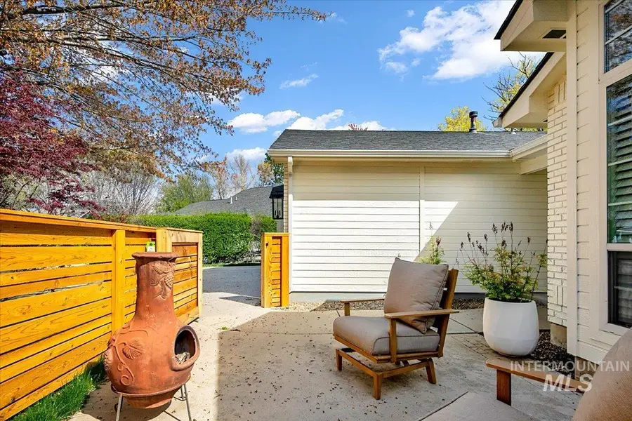 3824 W Aspen Creek Ct, Meridian, ID 83642 - #3