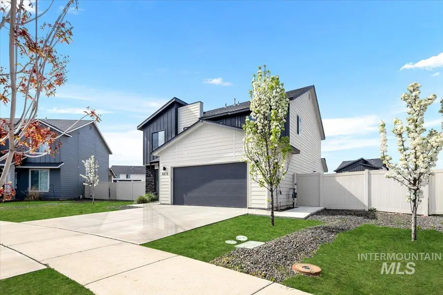 4215 N Pindus Avenue, Meridian, ID 83646 - #2