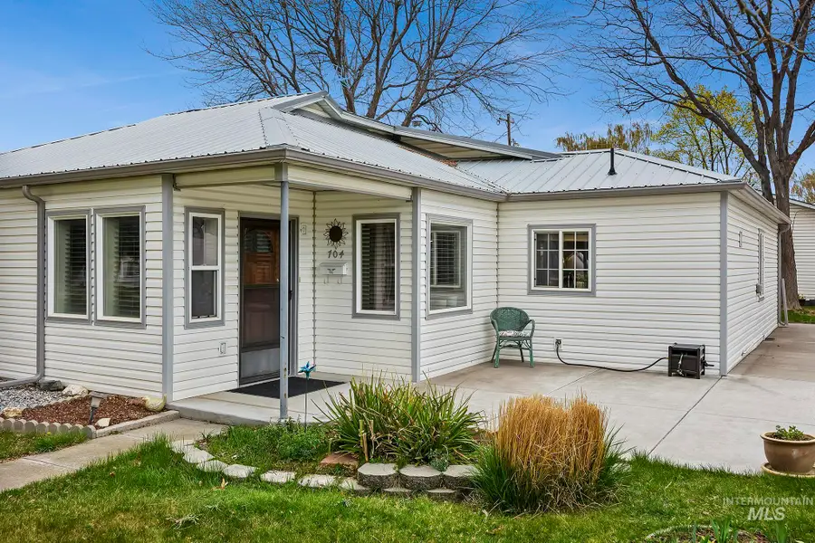 704 E Avenue D, Jerome, ID 83338 - #2