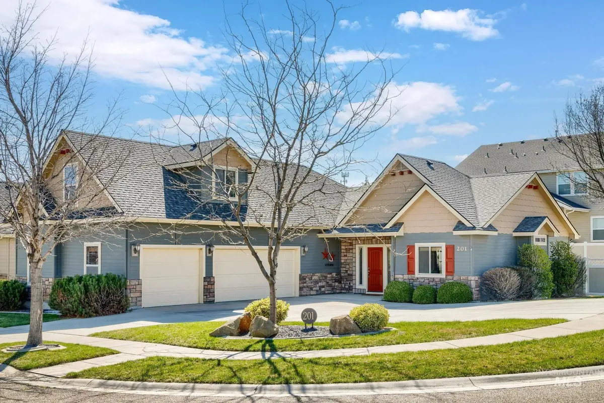 201 E Mikyl Ridge Loop, Nampa, ID 83686 - #1