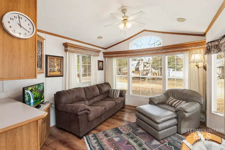 25 E Street, Cascade, ID 83611 - #2