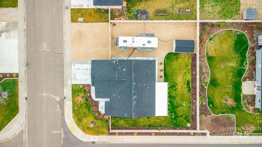 318 Red Rose St, Wilder, ID 83676 - #2