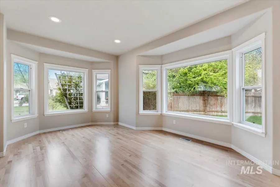 3077 S Grimes Creek Ave, Meridian, ID 83642 - #2