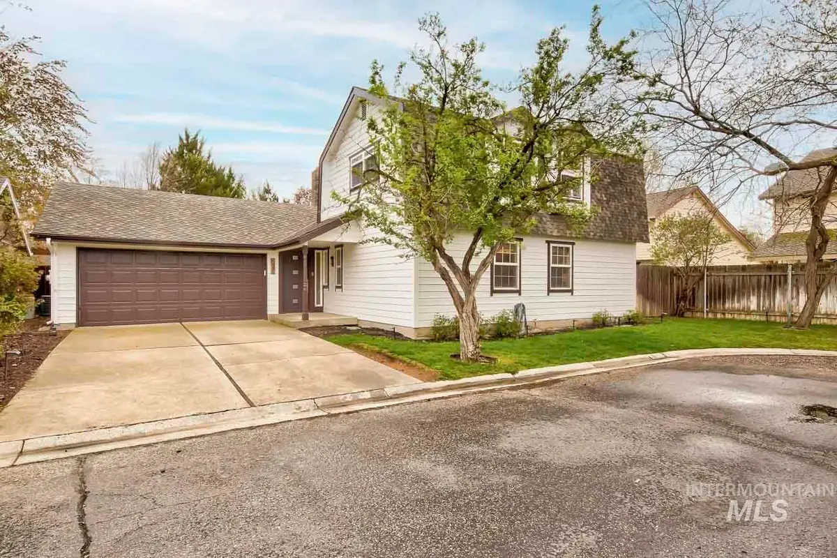 245 W Greensboro Ct, Boise, ID 83706 - #1