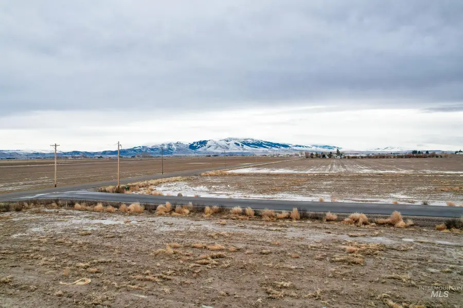 314 Ferdinand Circle, Burley, ID 83318 - #3