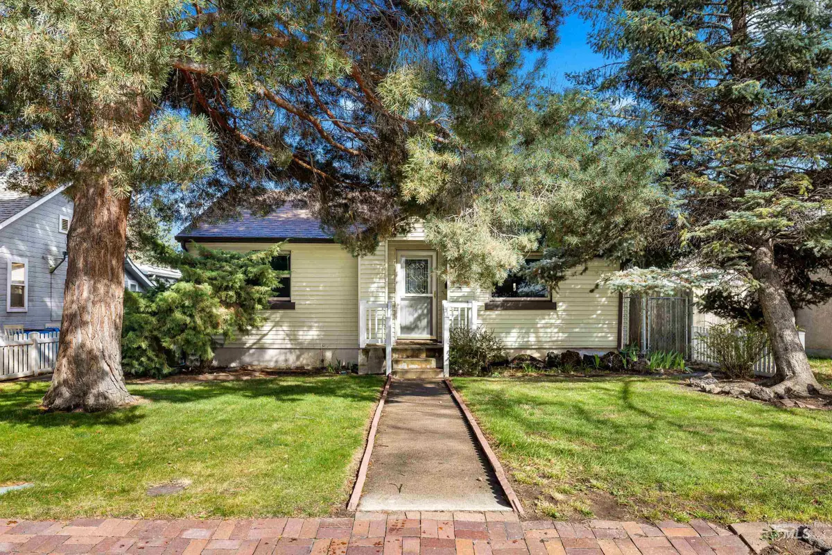 1106 S Longmont Ave, Boise, ID 83706 - #1