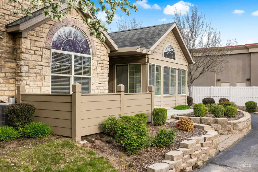 1538 N Mckinney Lane, Boise, ID 83704 - #2