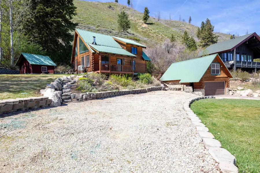 807 S Twin Pine Drive, Mountain Home, ID 83647 - #2