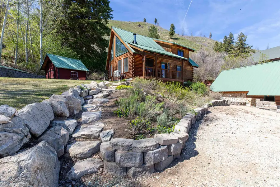 807 S Twin Pine Drive, Mountain Home, ID 83647 - #3