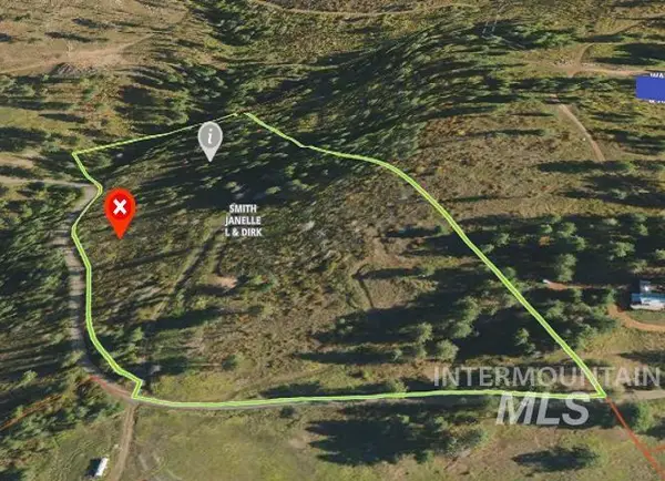 905 Hidden Valley Lane, Weippe, ID 83553