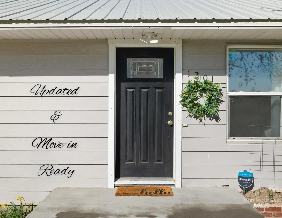 1201 California St, Gooding, ID 83330 - #1