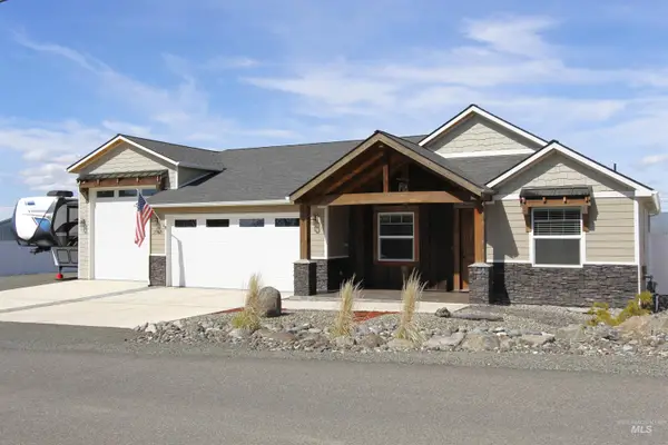 2013 Cedar Ave, Lewiston, ID 83501