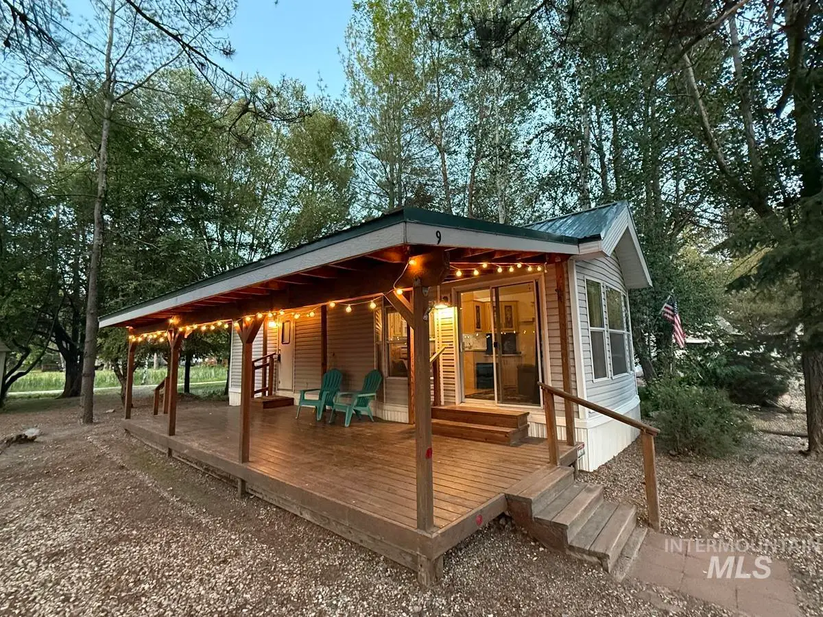 9 H Street, Cascade, ID 83611 - #1