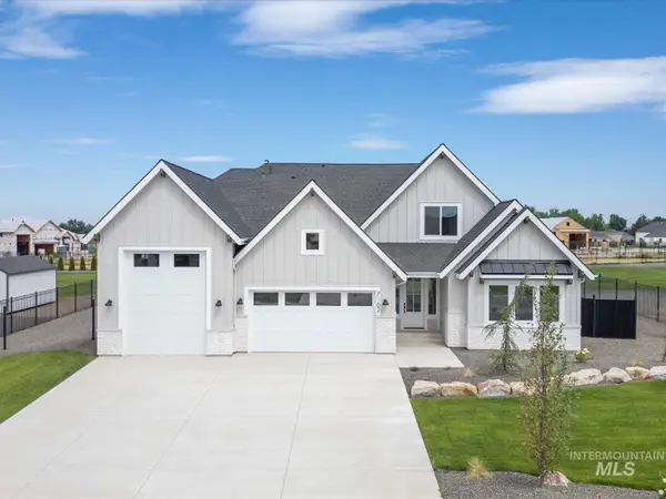 7162 E Osprey Estates Dr, Nampa, ID 83686