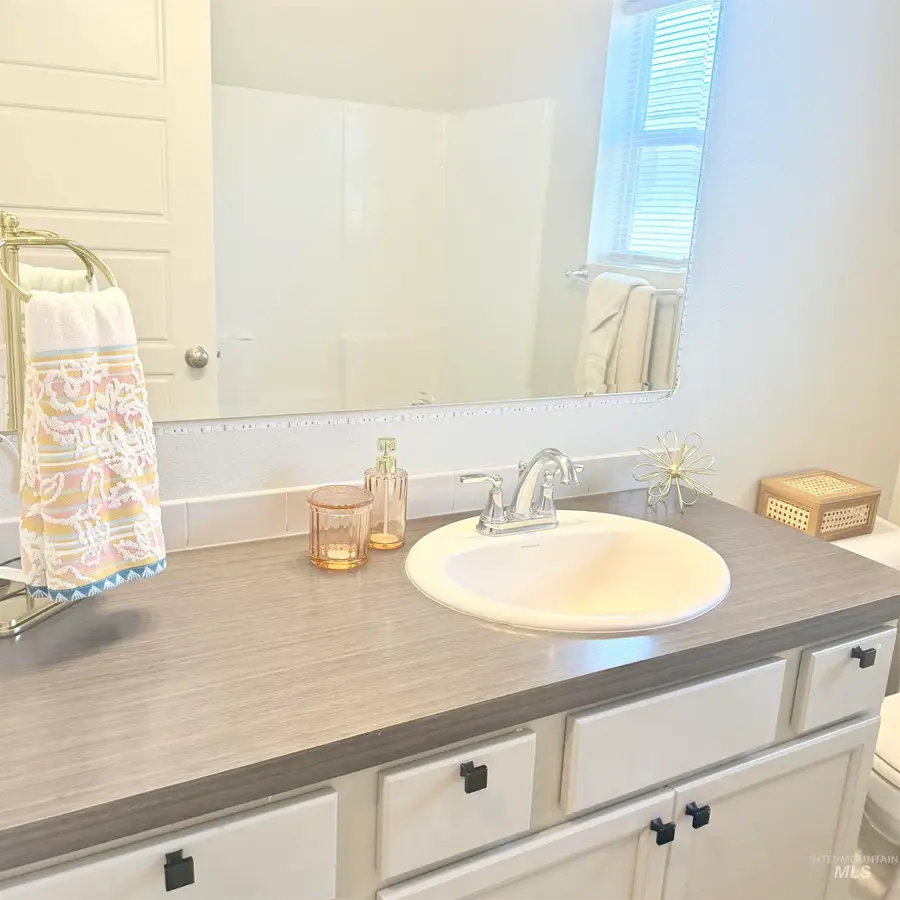 4038 Peak Cloud, Meridian, ID 83642 - #3