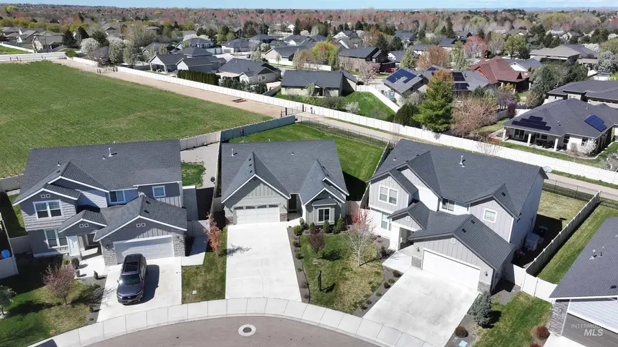 3442 E Santo Stefano Ct, Meridian, ID 83642 - #2