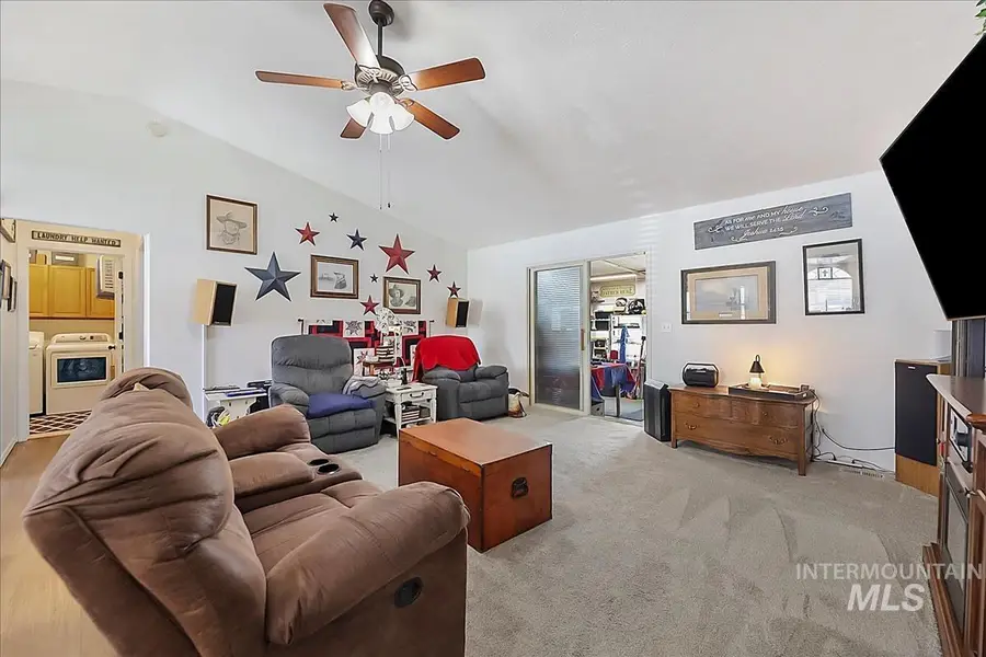 7353 Newbrook Dr, Nampa, ID 83687 - #3