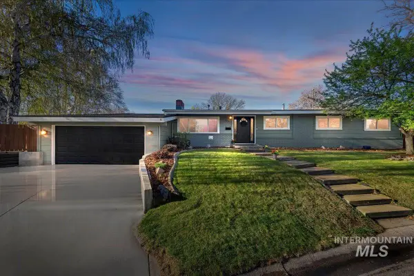 2617 N Alamo Rd, Boise, ID 83704