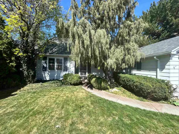 1131 11th Ave E, Twin Falls, ID 83301