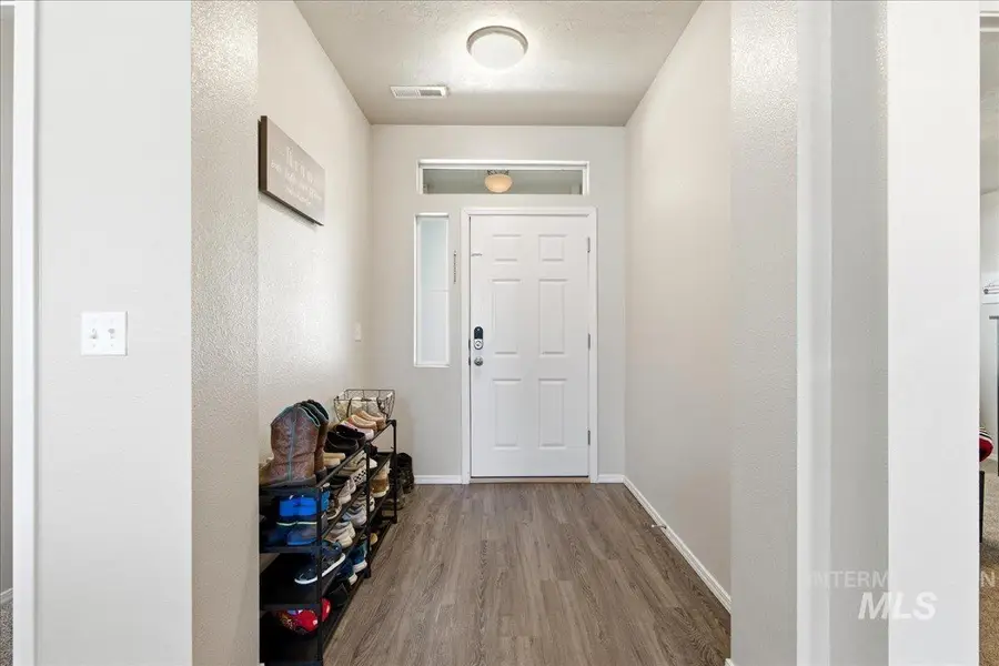 843 SW Levant Way, Mountain Home, ID 83647 - #2