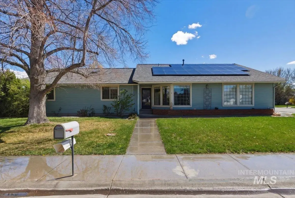 910 N 14th East, Mountain Home, ID 83647 - #1