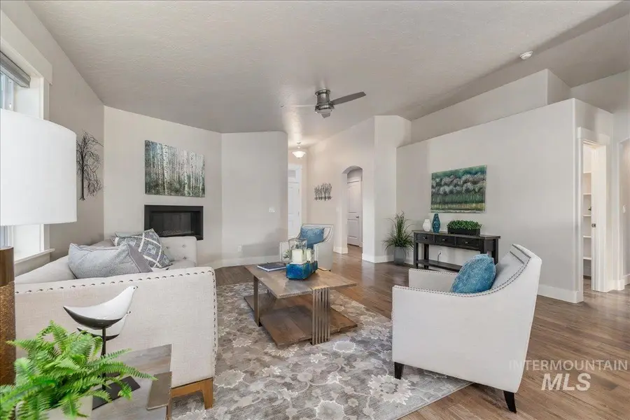 5902 W Quintale Dr, Meridian, ID 83646 - #3