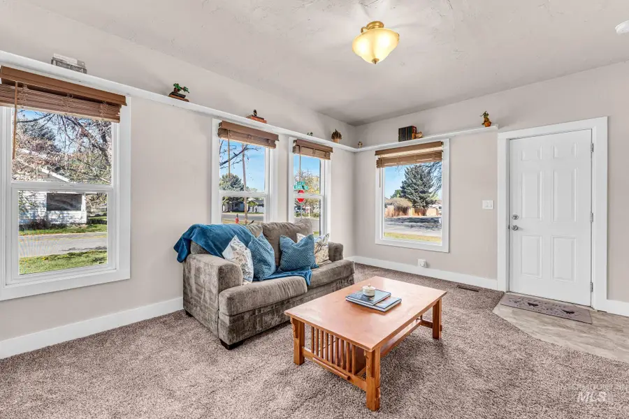 425 6th Street, Filer, ID 83328 - #3