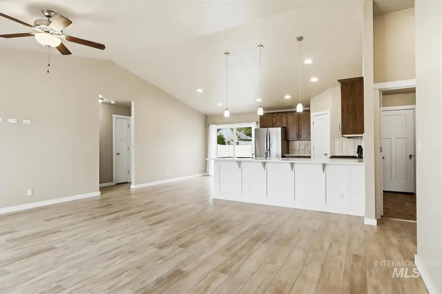 319 Magnolia Ave, Fruitland, ID 83619 - #3