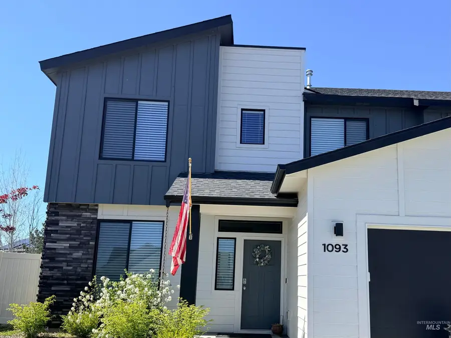 1093 N Bowknot Lake Pl, Star, ID 83669 - #3