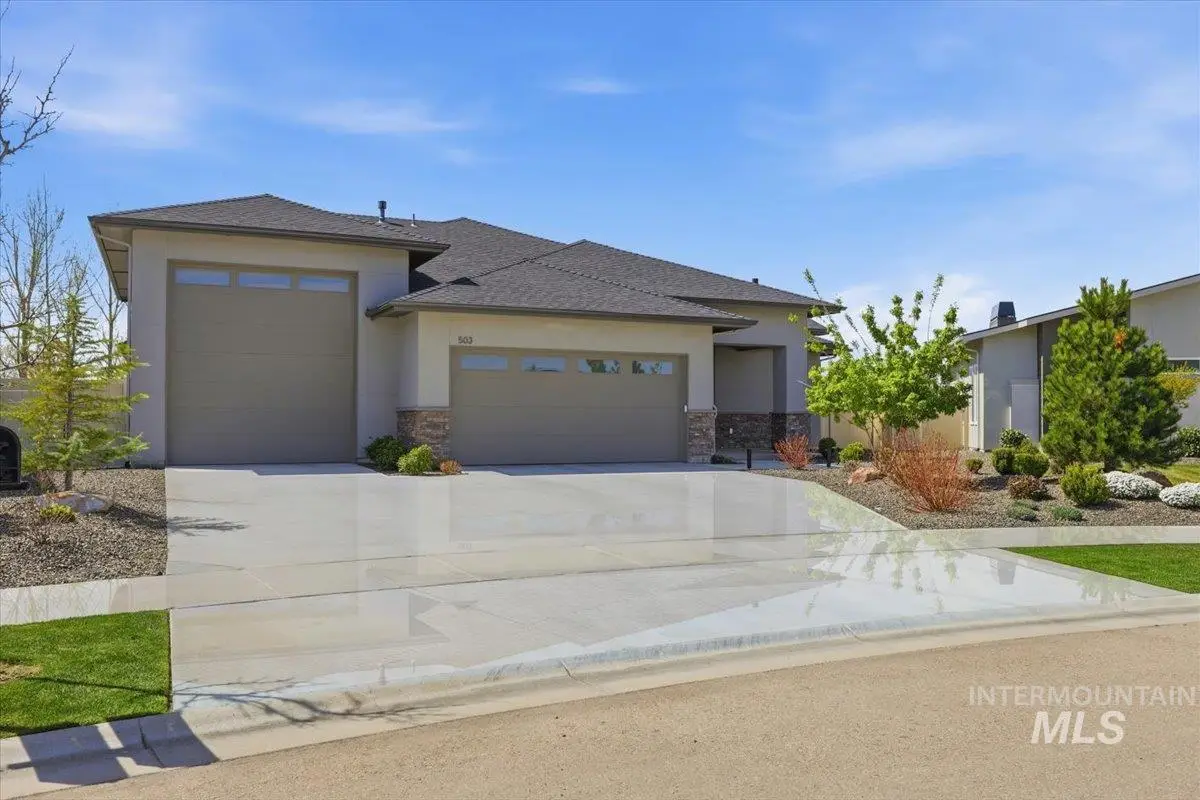 503 N Creekwater Ave, Eagle, ID 83616 - #1