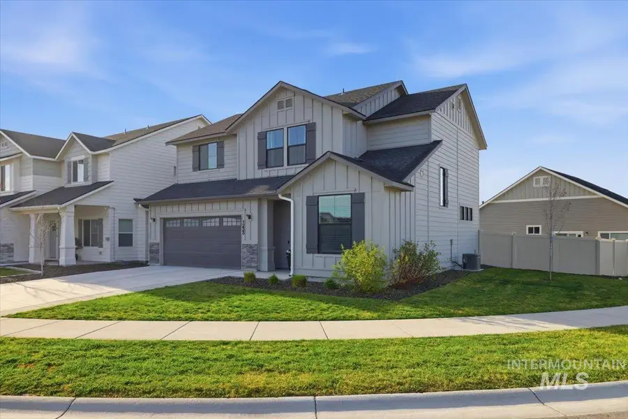 1233 W Davenport St, Meridian, ID 83642 - #2