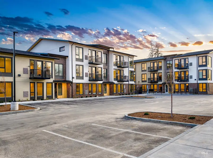2312 S Broadway Ave #a102, Boise, ID 83706 - #2