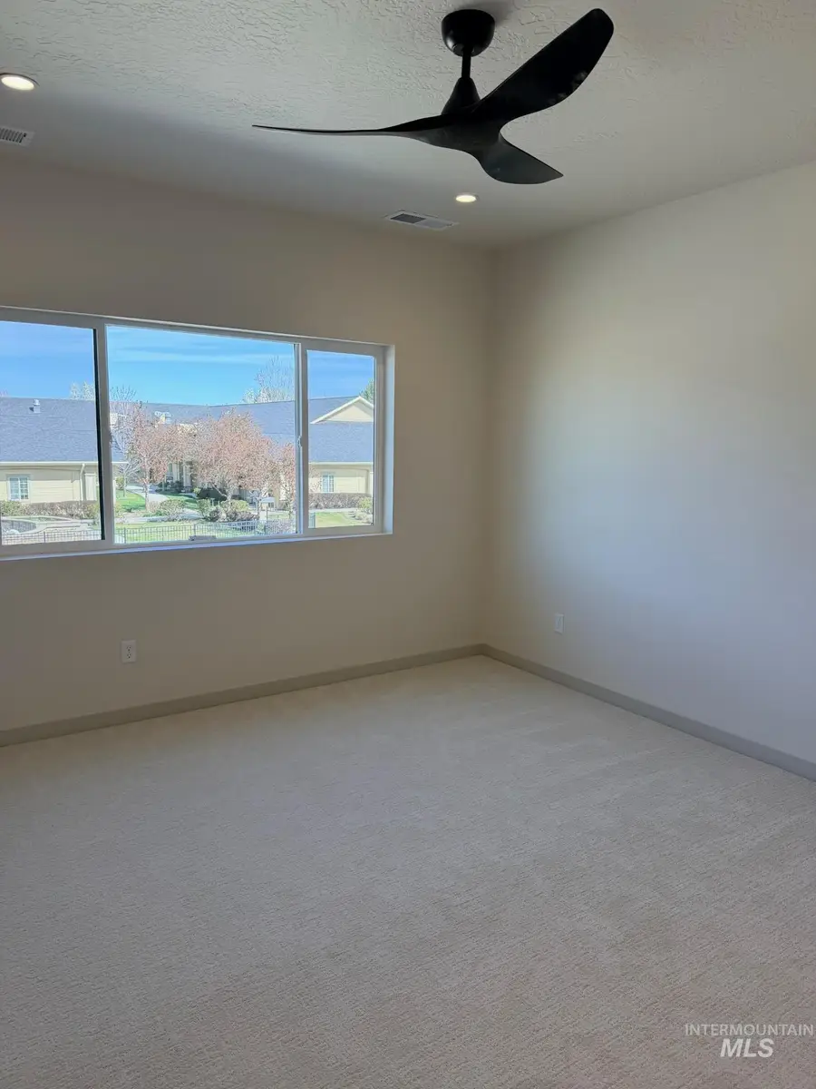 10173 W Southerland Dr, Boise, ID 83709 - #3